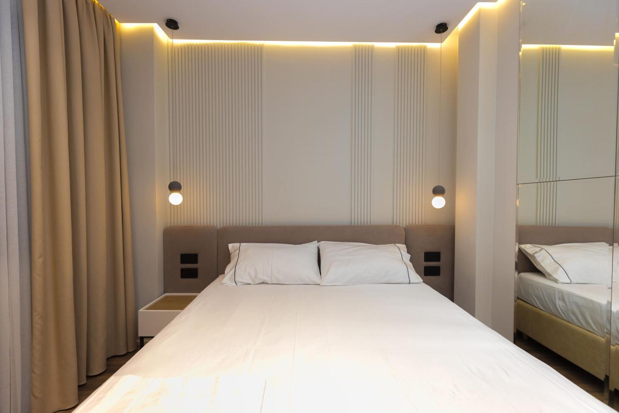 Diora'S Hotel And Apartments Vlore Room photo